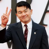 Ronny Chieng's 'F*ck AI' Speech Met With Cheers From Harvard Graduates