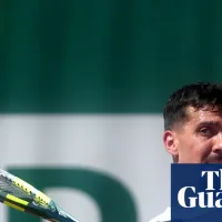 Alex de Minaur cruises through Roland Garros opener as Daria Kasatkina bounces back