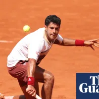 ‘This sort of match needs a man’: Vallejo criticises female umpire at French Open