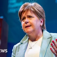 Sturgeon wishes she had not kept Murrell on as SNP chief executive