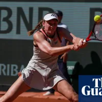 Fran Jones out of French Open after fightback against Marie Bouzkova falls short