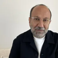 Asghar Farhadi Lives in Iran, but Won’t Make Movies There